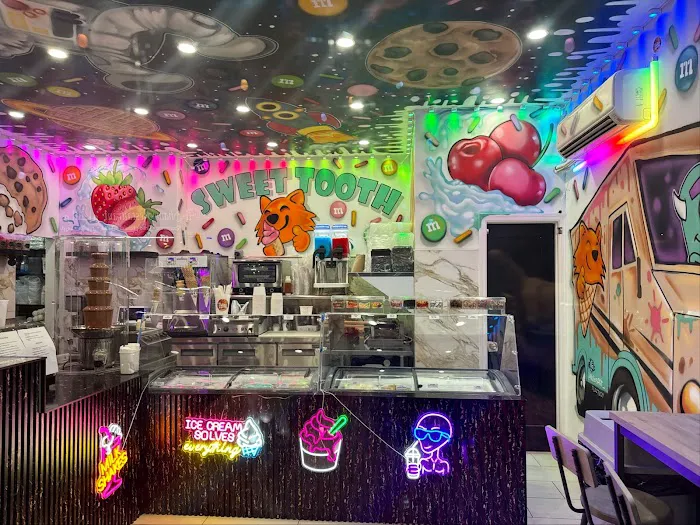 SWEET TOOTH (ICE-CREAM & JUICE BAR) Picture 10