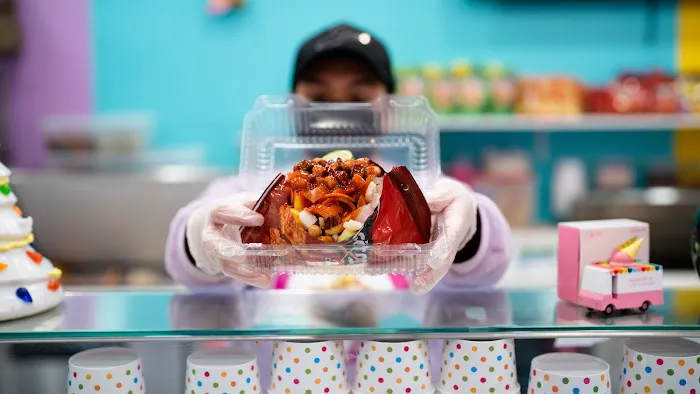 Mayas Snack Bar Picture 7