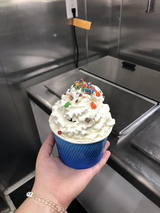 Station 16 Ice Cream Picture 9