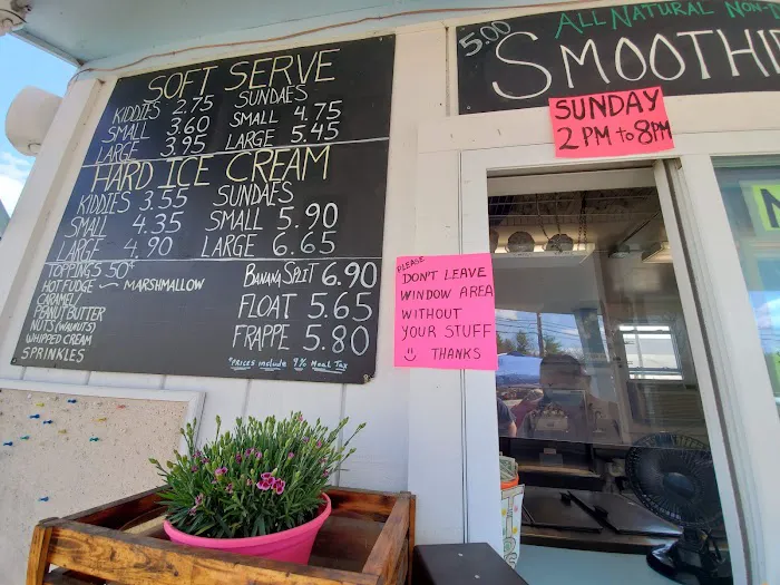 Charlie's Olde Tyme Creamery Picture 2