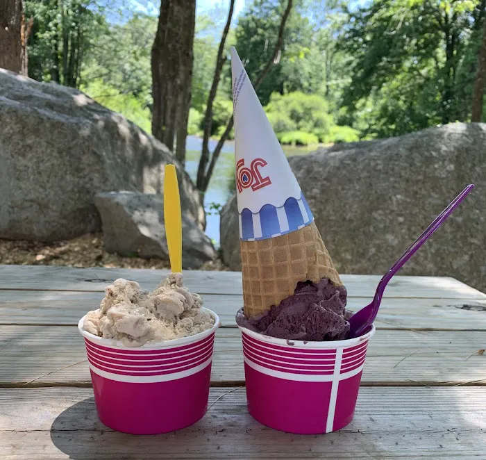 Charlie's Olde Tyme Creamery Picture 5
