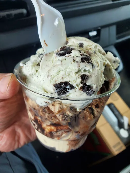 Charlie's Olde Tyme Creamery Picture 7