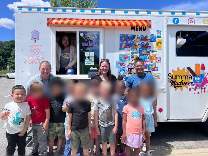 Summa Madness LLC~Ice Cream Truck Picture 2
