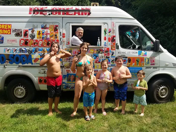 Mass Ice Cream Truck Picture 4