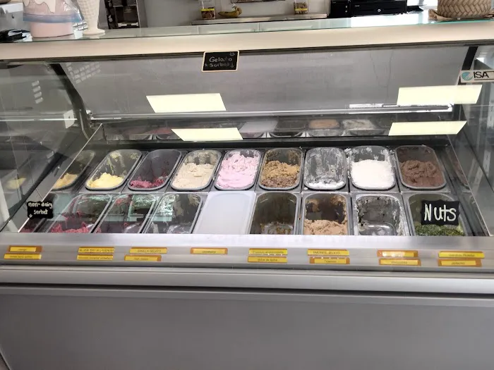 Mrs. C's Soft Serve & Cafe Picture 10
