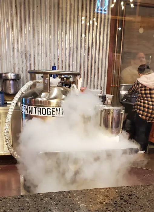 Smokin' Scoops Picture 8