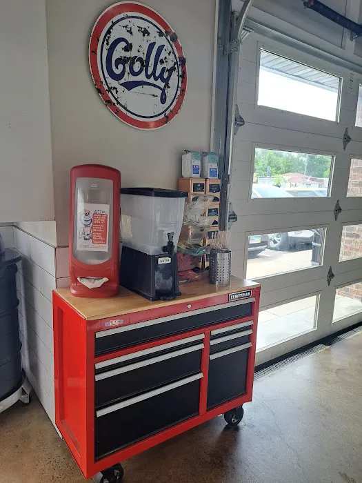 Golly G's Ice Cream - Greenbrier Picture 3