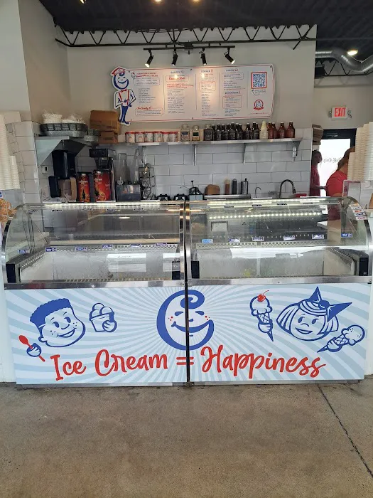 Golly G's Ice Cream - Greenbrier Picture 6