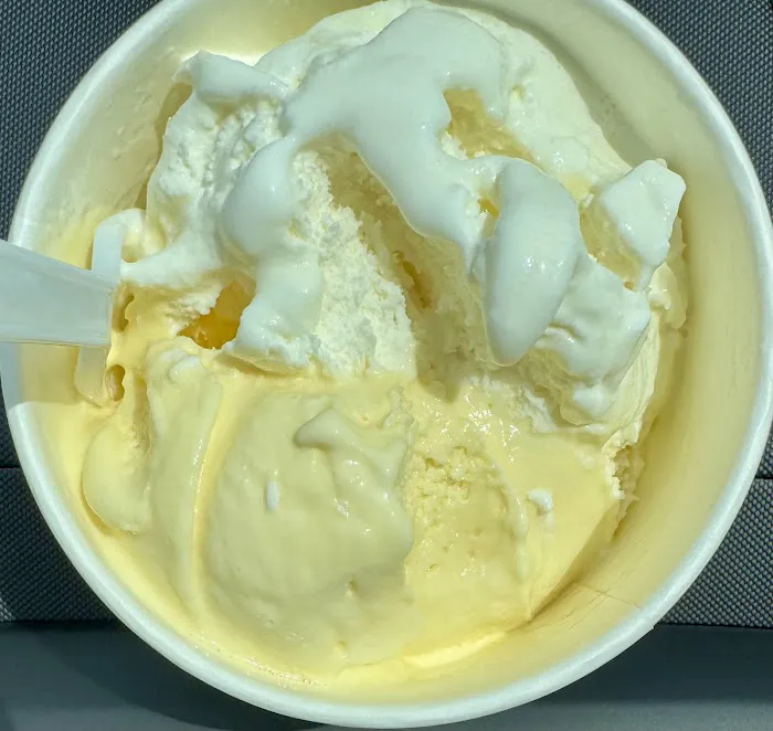 Golly G's Ice Cream - Greenbrier Picture 10