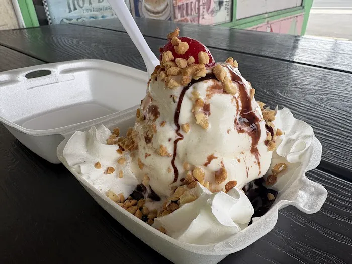 Bobbie's Dairy Dip Picture 10