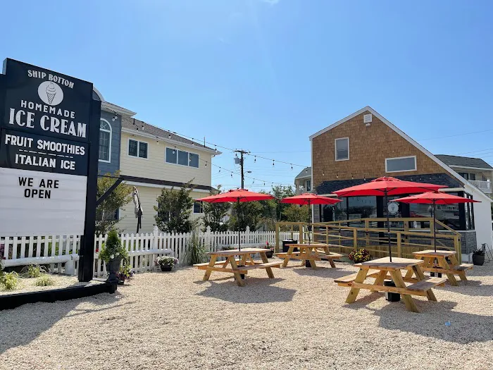 Ship Bottom Ice Cream Co. Picture 2