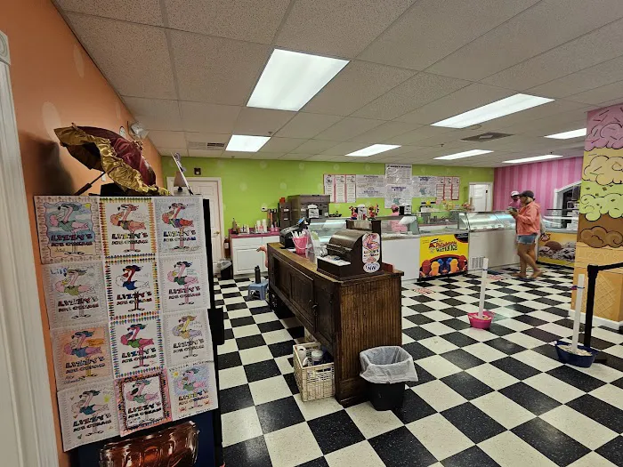 Lizzy's Ice Cream Picture 8