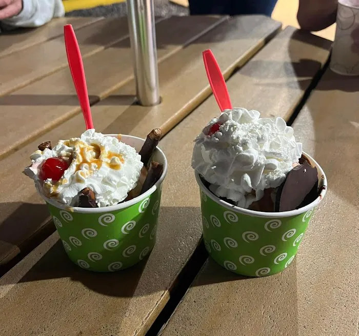 Fleck's Ice Cream Picture 2