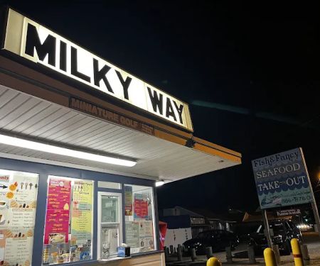 Milky Way Ice Cream & Mini Golf