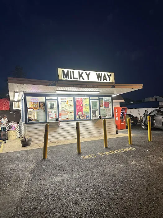 Milky Way Ice Cream & Mini Golf Picture 2