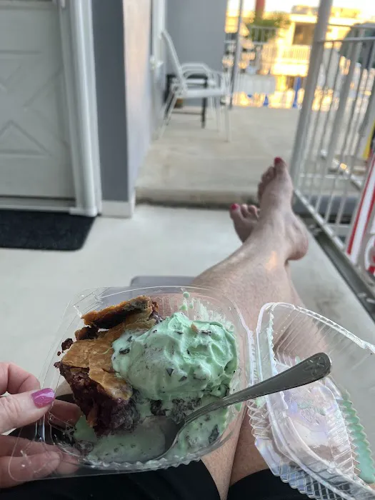 Scoop'z Up Ice Cream Picture 1