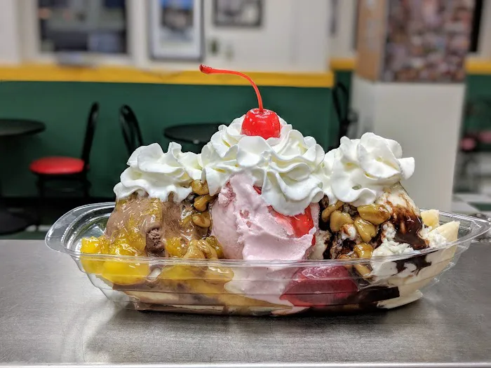 The Dugout Ice Cream Picture 5