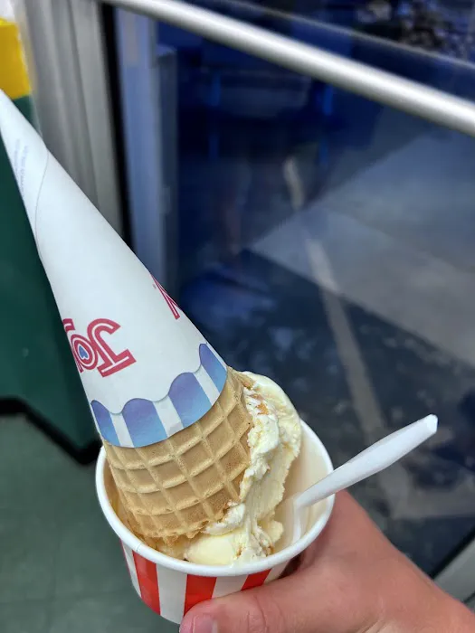 The Dugout Ice Cream Picture 1