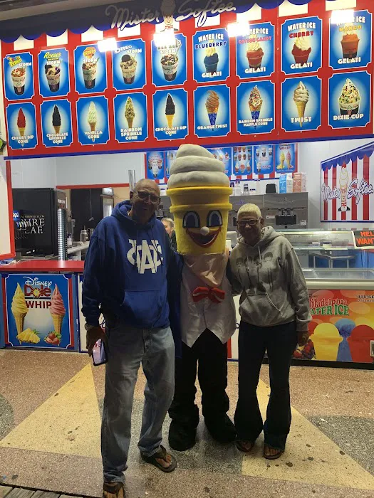 Mister Softee 3118 Boardwalk Wildwood, NJ Picture 10