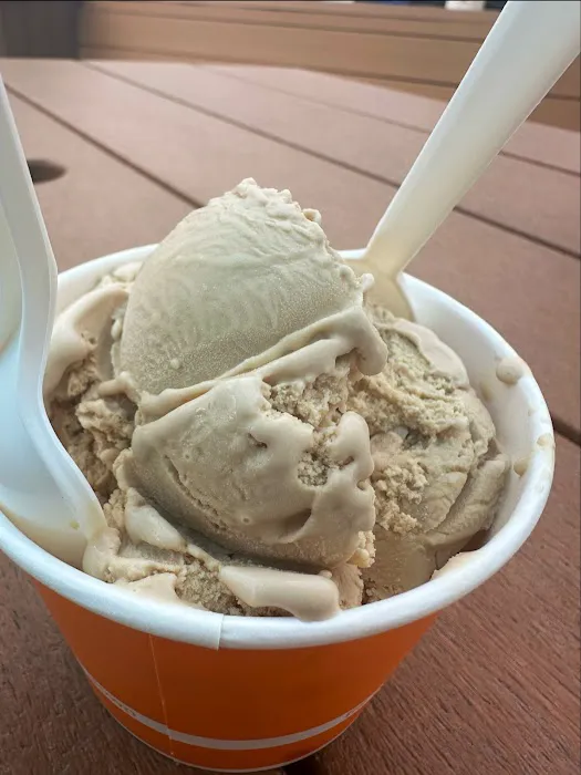 Cone Crazy Ice Cream Shop Picture 5