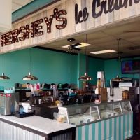 Hershey's Ice Cream, Creperie & Caffe ico