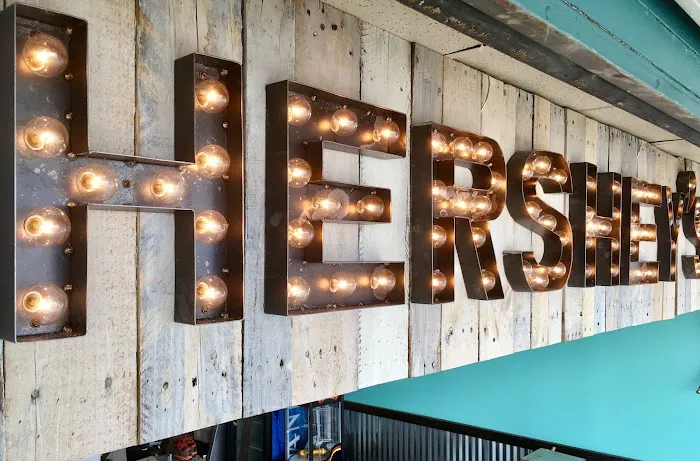 Hershey's Ice Cream, Creperie & Caffe Picture 8