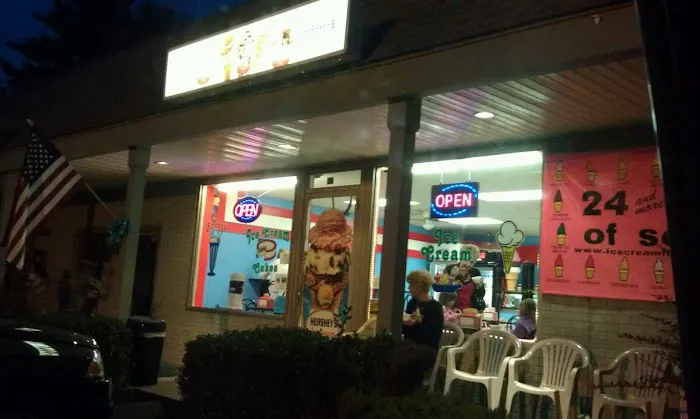 Dunphy's Ice Cream Store Picture 1