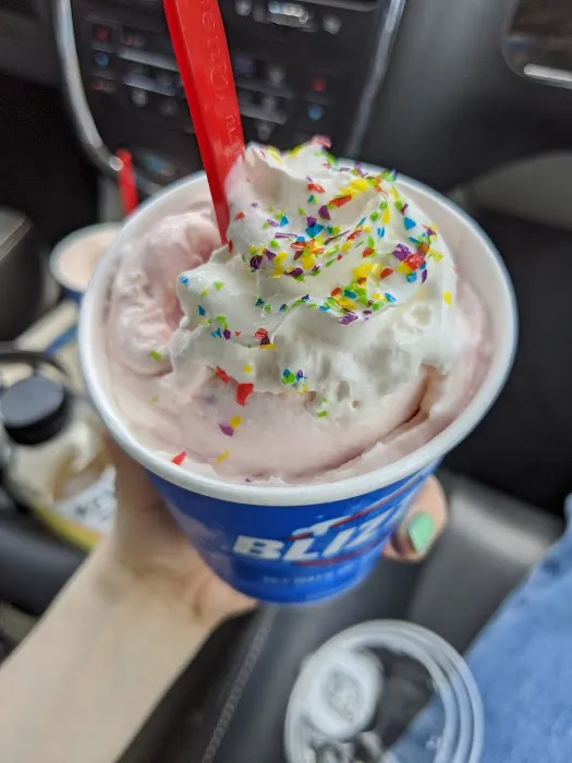Dairy Queen (Treat) Picture 7