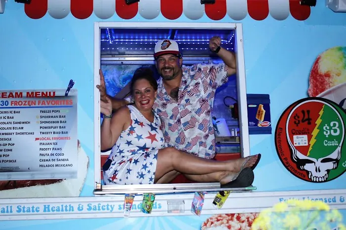 iScream Truck LLC Picture 2