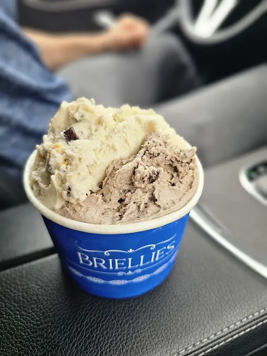 Briellies Gelato & Cafe Picture 7