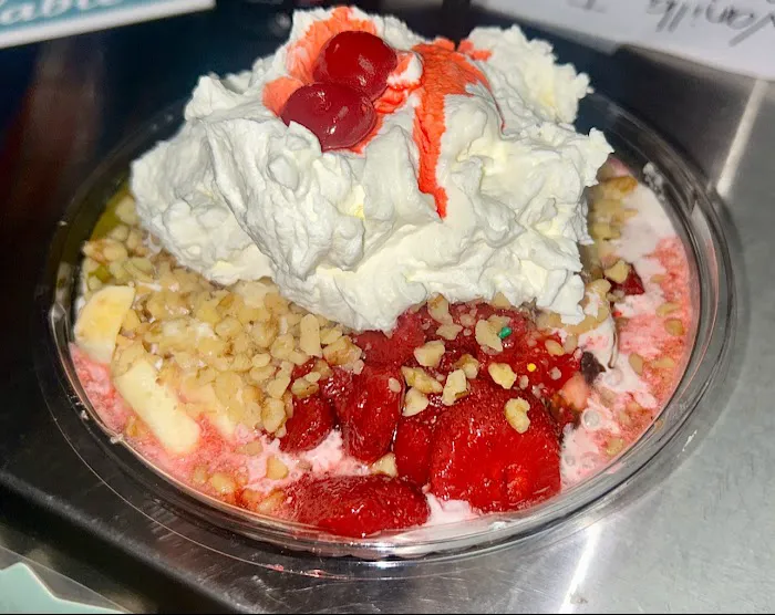 Praline's Ice Cream Picture 2
