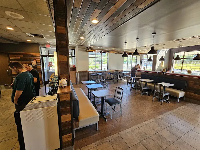 The Farmer's Cow Calfe' & Creamery Picture 1