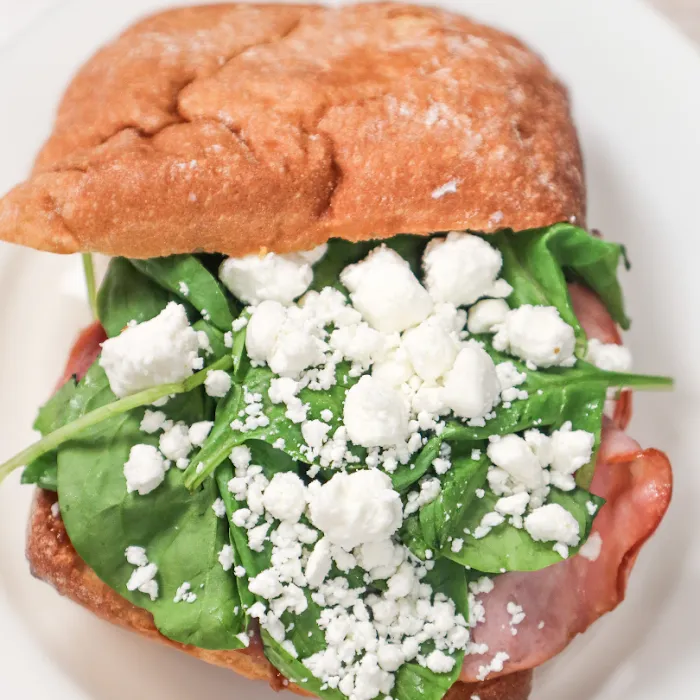 The Farmer's Cow Calfe' & Creamery Picture 4