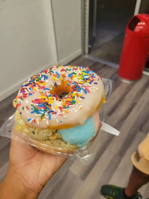 Holey Cream Picture 10