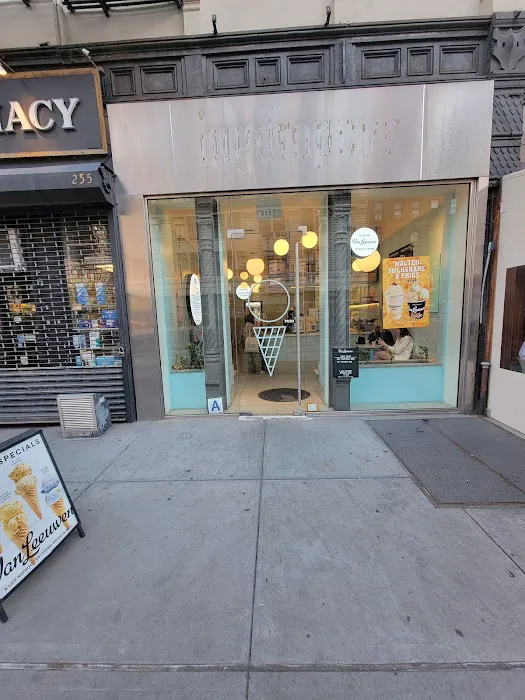 Van Leeuwen Ice Cream Picture 7