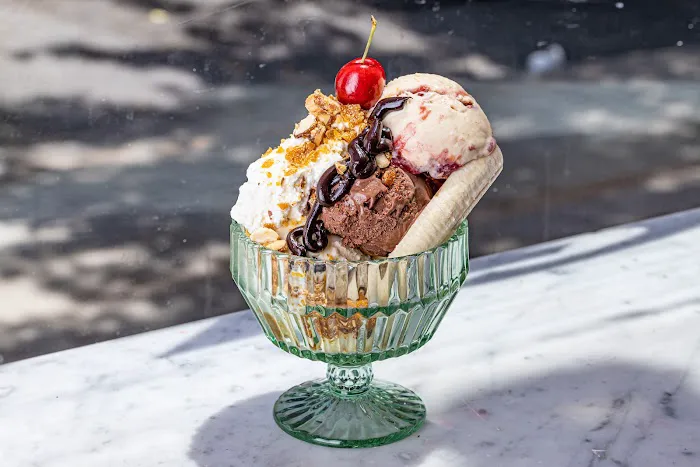 Glace NY Picture 4