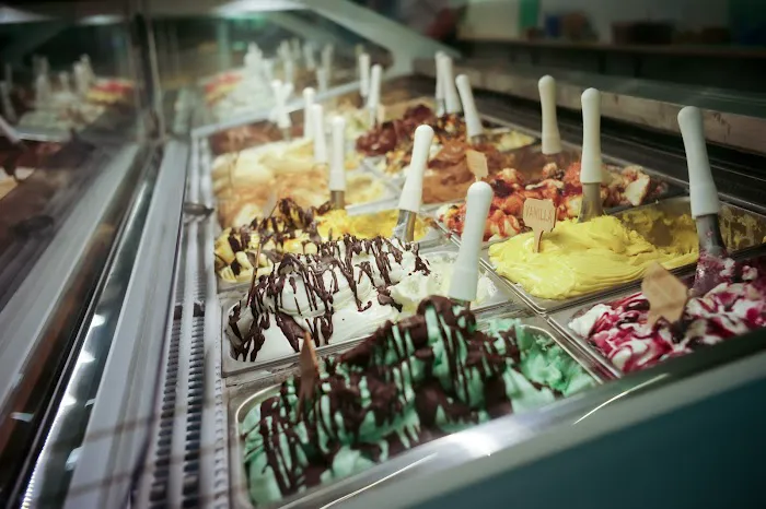 Gelatoville Gelateria Coffee & bakery Picture 7