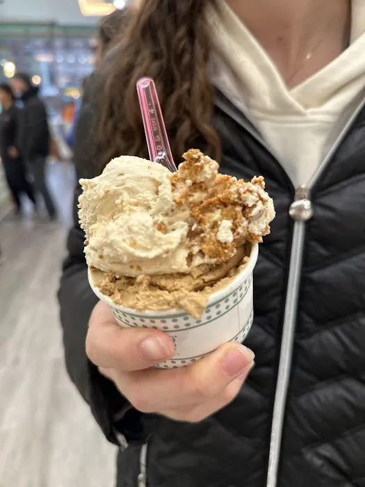 Gelatoville Gelateria Coffee & bakery Picture 10