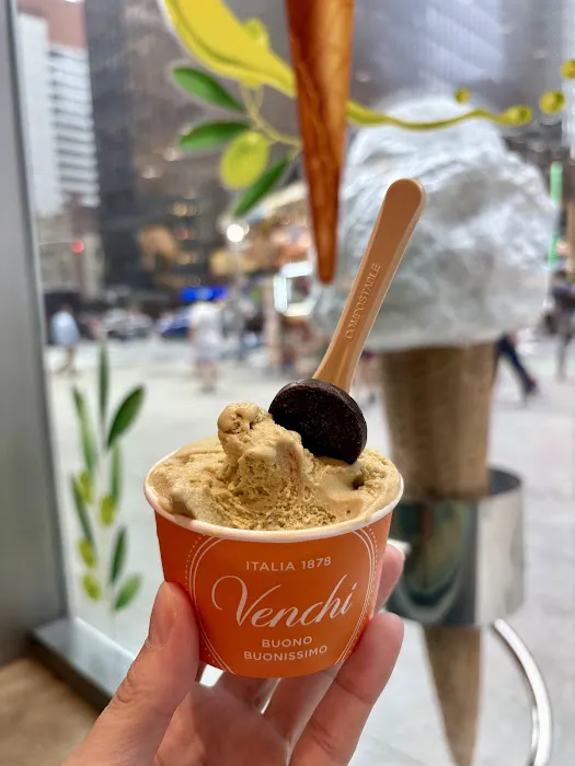 Venchi Chocolate & Gelato 7th Avenue Picture 4