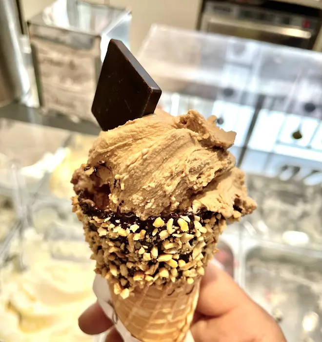 Venchi Chocolate & Gelato 7th Avenue Picture 9