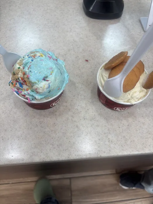 Cold Stone Creamery Picture 3