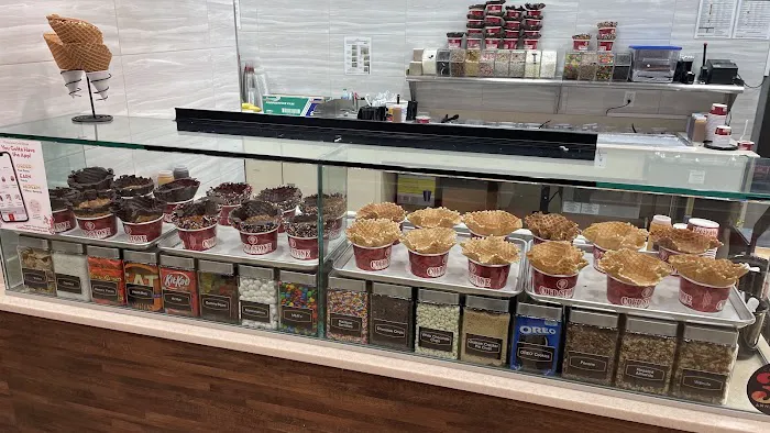 Cold Stone Creamery Picture 7