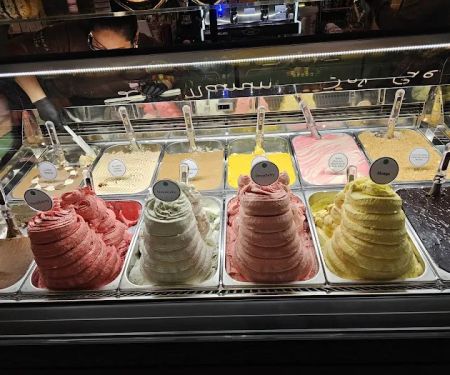 Anita La Mamma del Gelato