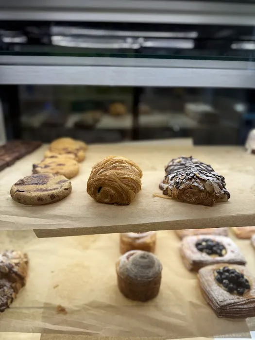 Gelatoville Italian Gelato Coffee & Bakery Picture 4
