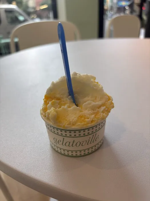 Gelatoville Italian Gelato Coffee & Bakery Picture 3