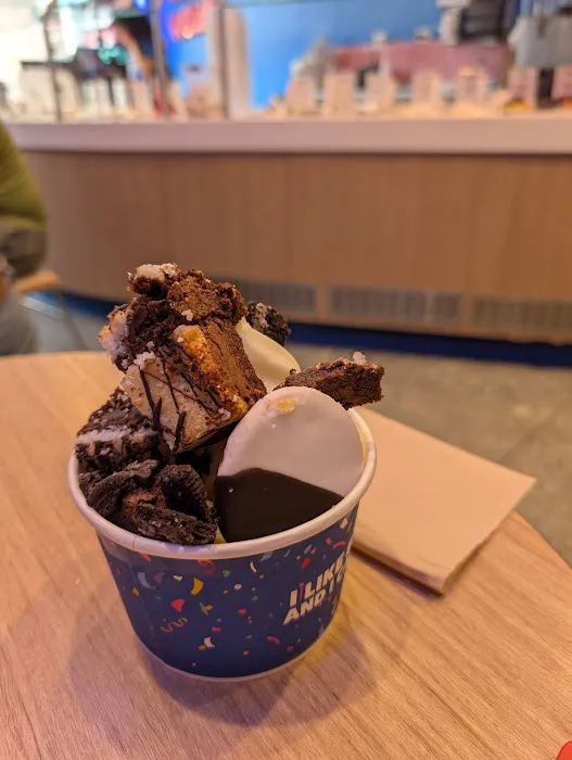 16 Handles Picture 3