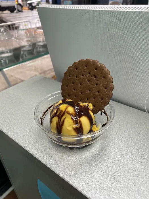 Tealbo Gelato Cafe Picture 9