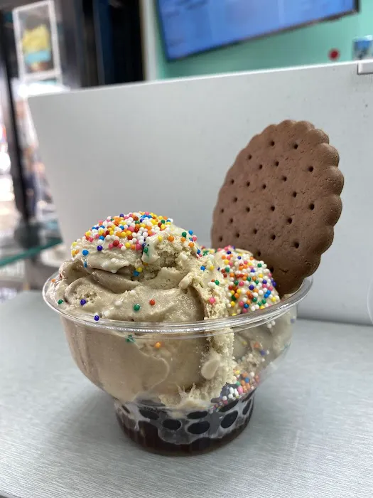 Tealbo Gelato Cafe Picture 6