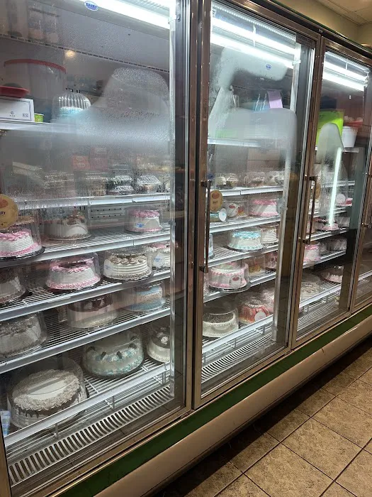 Ice Cream Center Picture 4