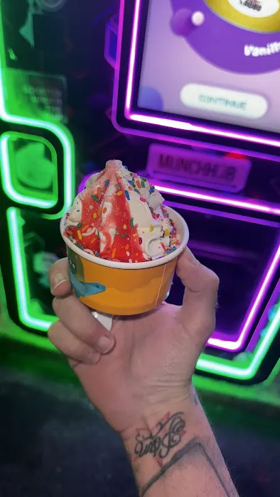 MunchHub Ice Cream Robot Vending Picture 5